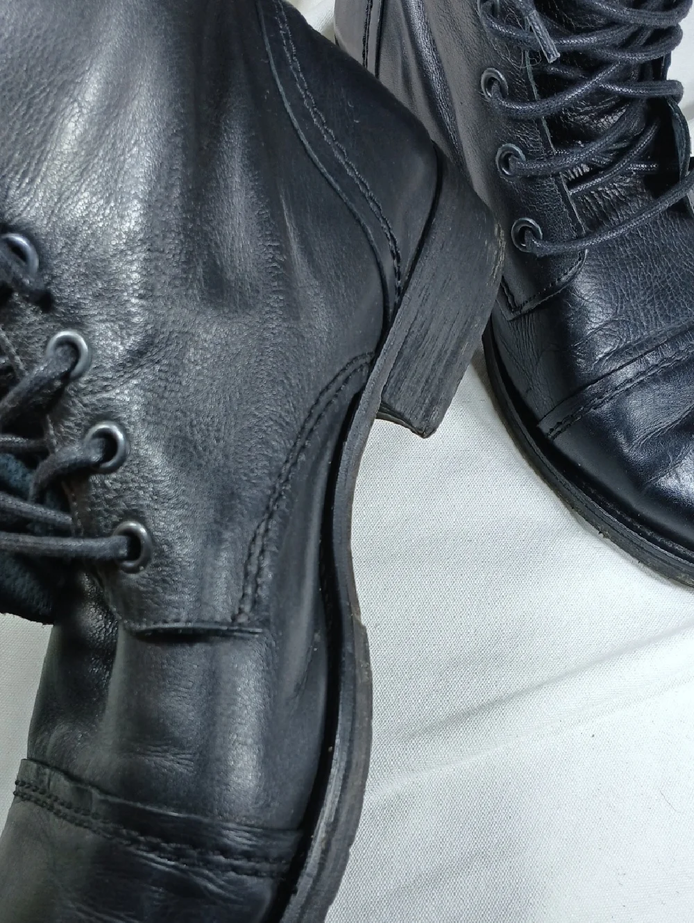 Black Leather Men's Lace-Up Combat Boots
